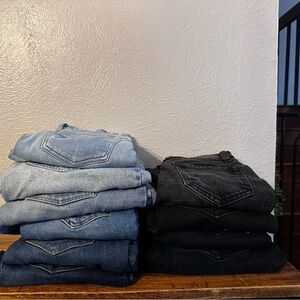 BUNDLE of 16 Denim Jeans in Light Wash to Black!